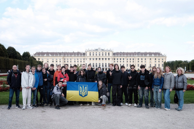 Teilnehmer:innen der Simons Science School in Chemistry and Physics 2025