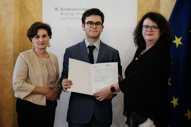 Teilnehmer:innen beim Tag der Wissenschaftsolympiaden 2024