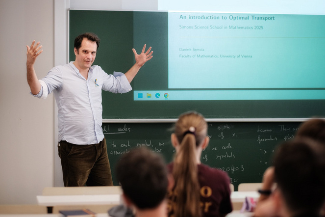 Teilnehmer:innen der Simons Science School in Mathematics 2025