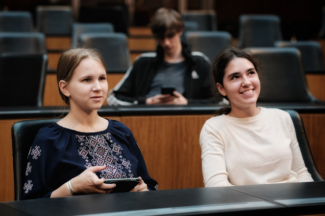 Teilnehmer:innen der Simons Science School in Mathematics 2025