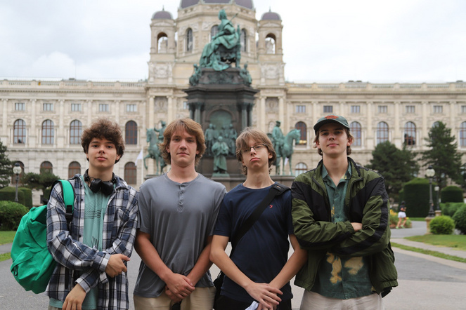 Teilnehmer:innen der Simons Science School in Chemistry and Physics 2024