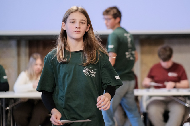 Teinehmer:innen bei NÁBOJ Junior an der technischen Universität in Wien 2025