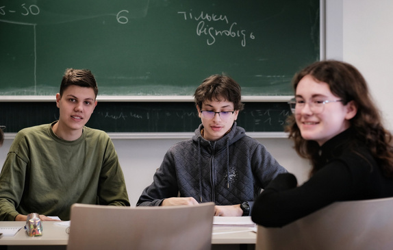 Teilnehmer:innen beim NÁBOJ Bootcamp 2024