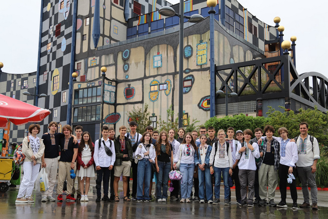Teilnehmer:innen der Simons Science School in Chemistry and Physics 2024