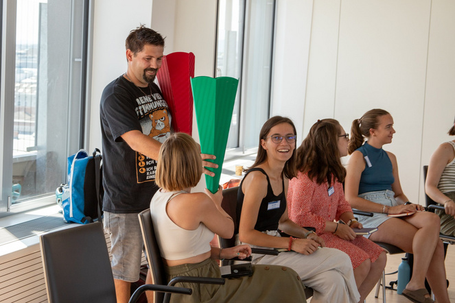 Teilnehmer:innen bei der Akademie für Junglehrpersonen 2023