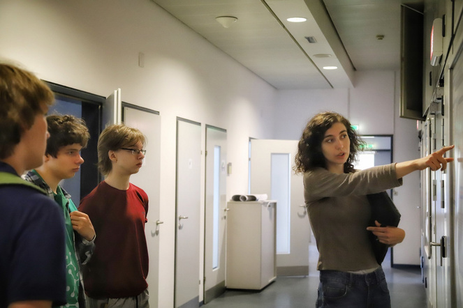 Teilnehmer:innen der Simons Science School in Chemistry and Physics 2024